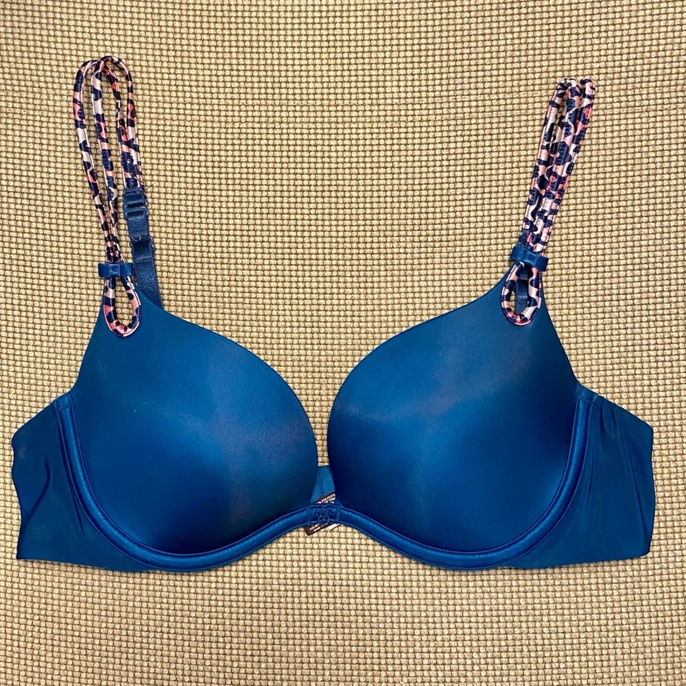 34B Victoria’s Secret Push-Up Bra, blue